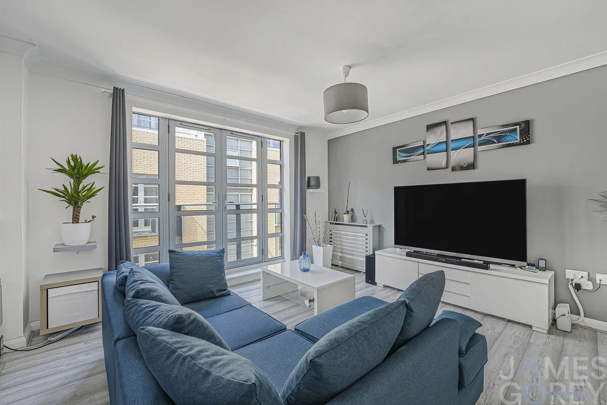 Thames Reach, London, SE28, photo 6
