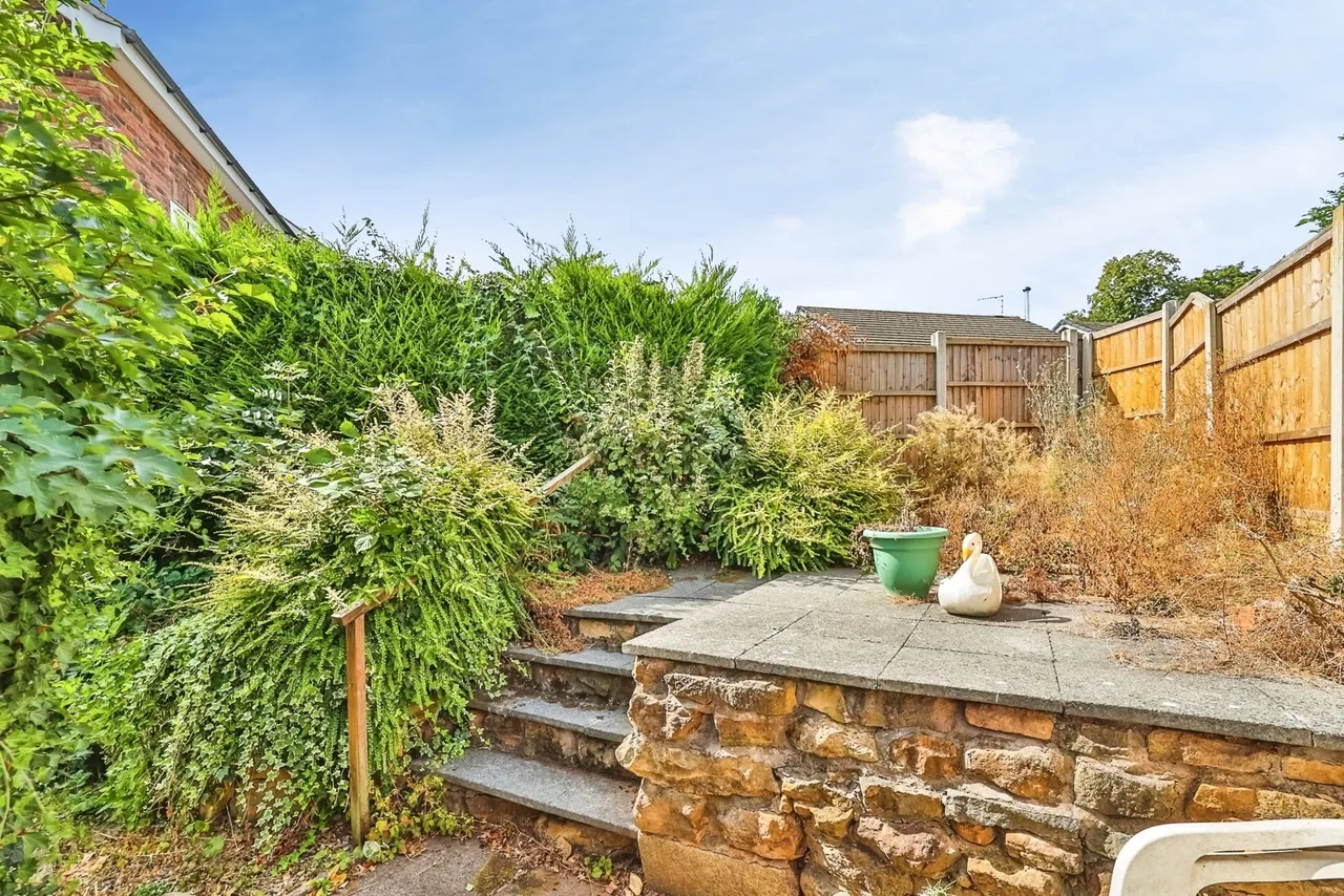 Allwood Gardens, Hucknall, Nottingham, Nottinghamshire, NG15, photo 17