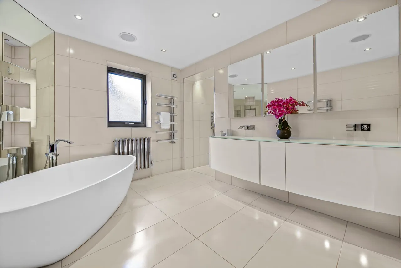 Spaniards Road, Hampstead, NW3, photo 15