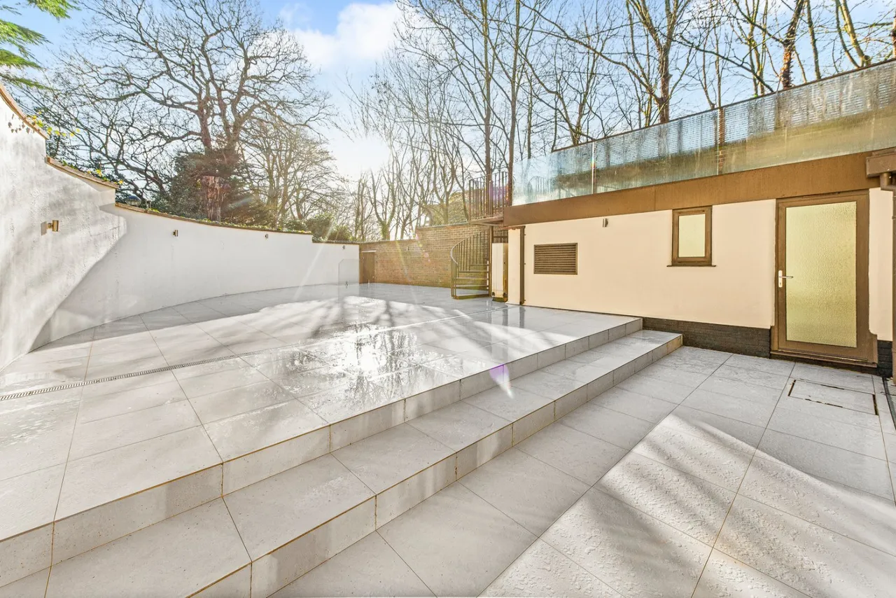 Spaniards Road, Hampstead, NW3, photo 18