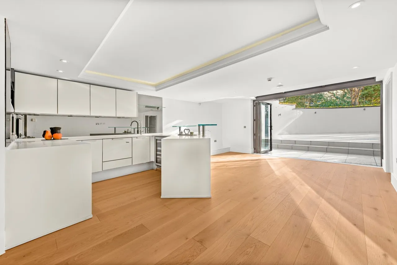 Spaniards Road, Hampstead, NW3, photo 7
