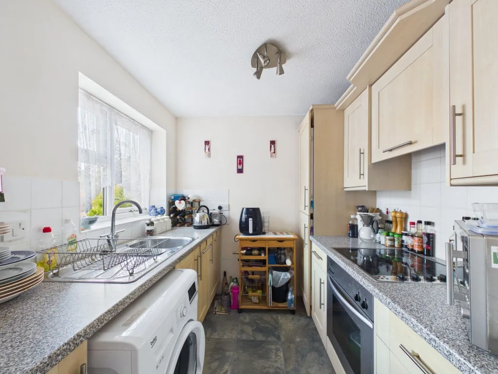 Hilmanton, Lower Earley, RG6, photo 4