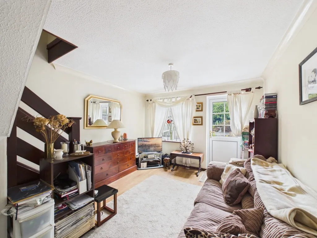 Hilmanton, Lower Earley, RG6, photo 2