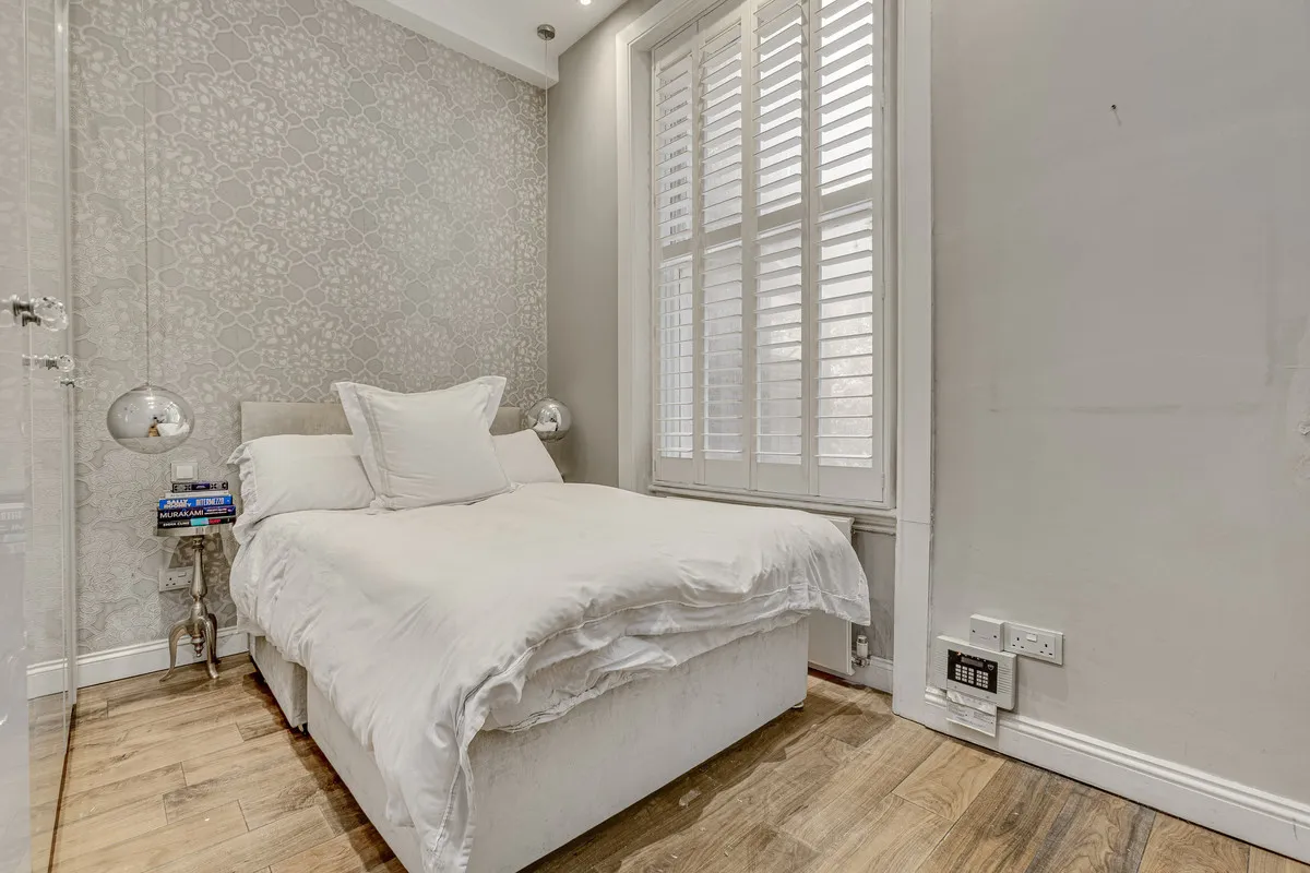 Finborough Road, London, SW10, photo 10