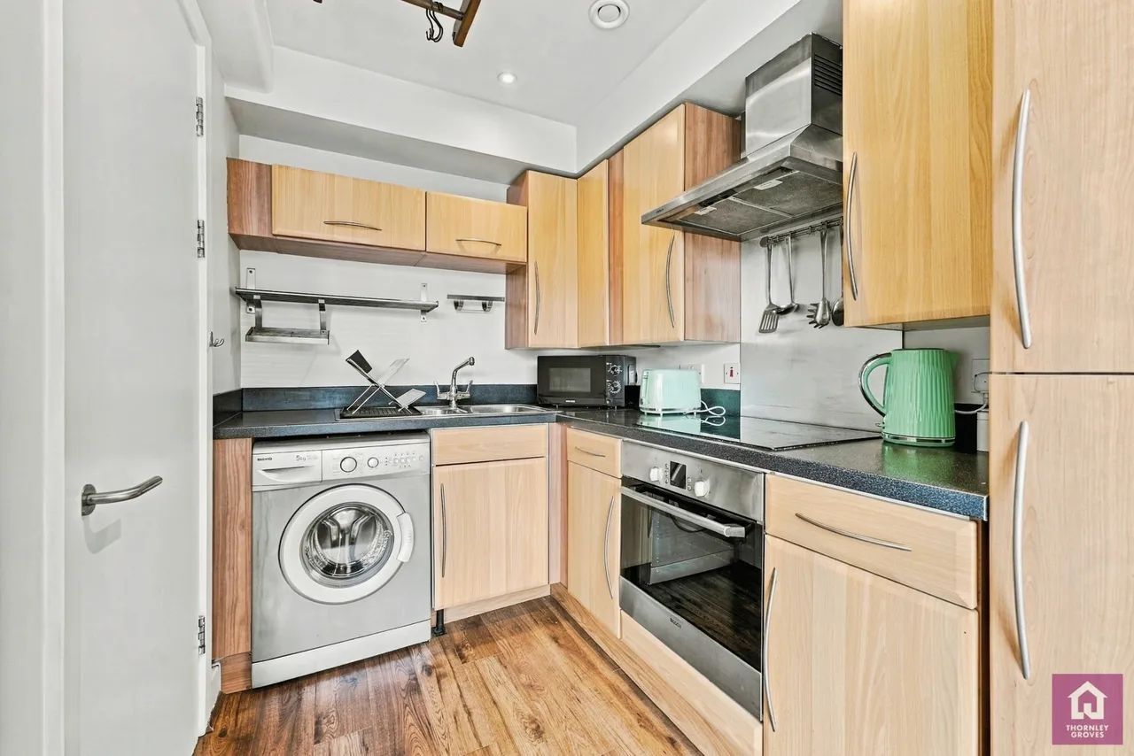 Crescent, Salford, M5, photo 5
