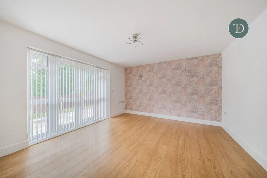 Fairways Drive, Little Sutton, CH66 1NZ, photo 11