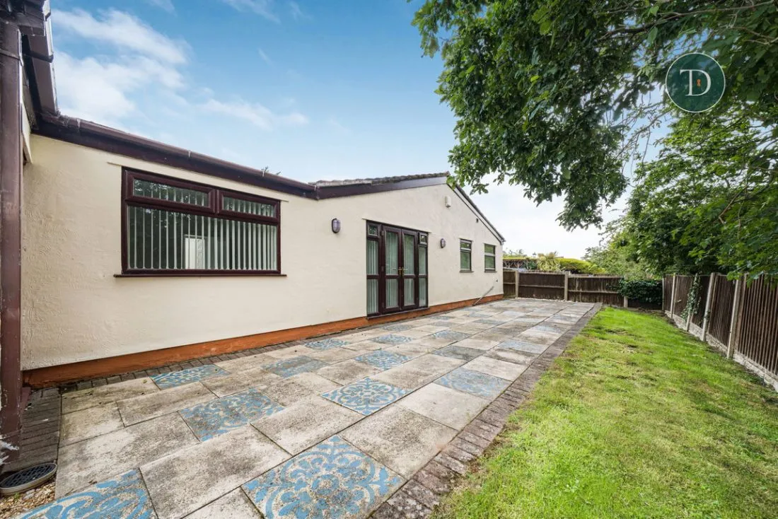 Fairways Drive, Little Sutton, CH66 1NZ, photo 2