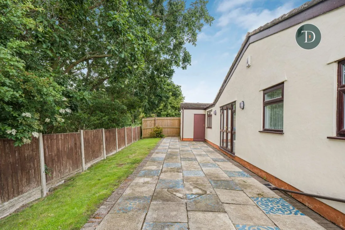 Fairways Drive, Little Sutton, CH66 1NZ, photo 30