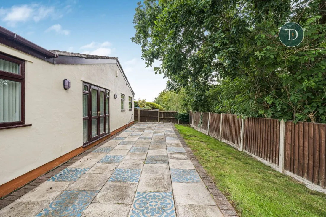 Fairways Drive, Little Sutton, CH66 1NZ, photo 28