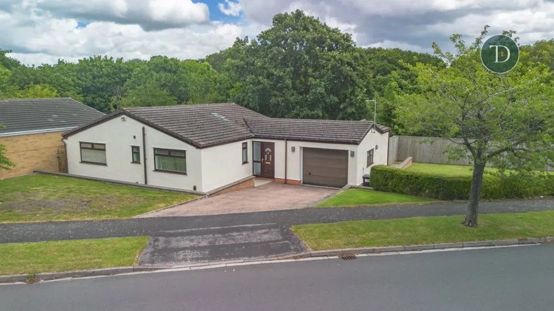 3 bed house for sale — Fairways Drive, Little Sutton, CH66 1NZ