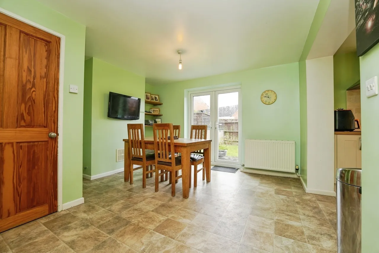 Bishop Road, Cheltenham, GL51, photo 4