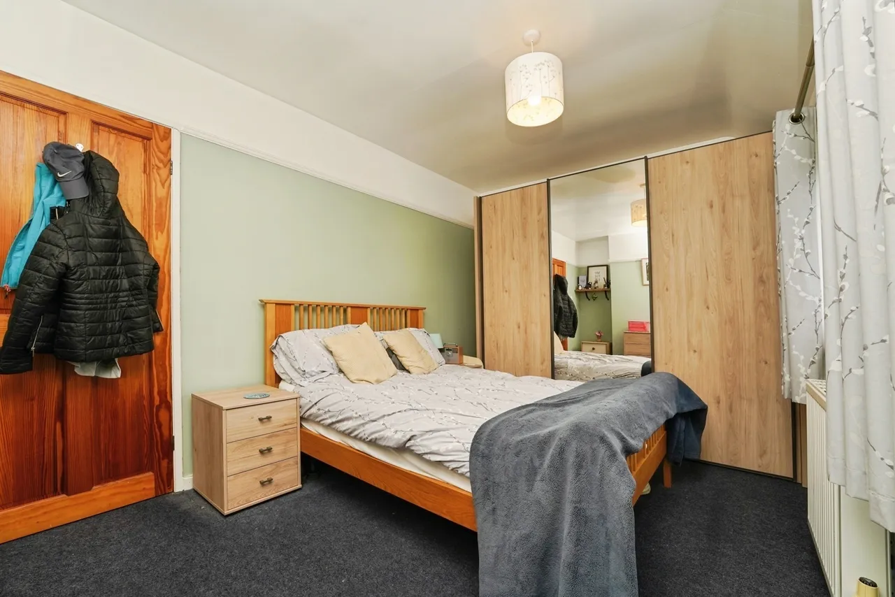 Bishop Road, Cheltenham, GL51, photo 8