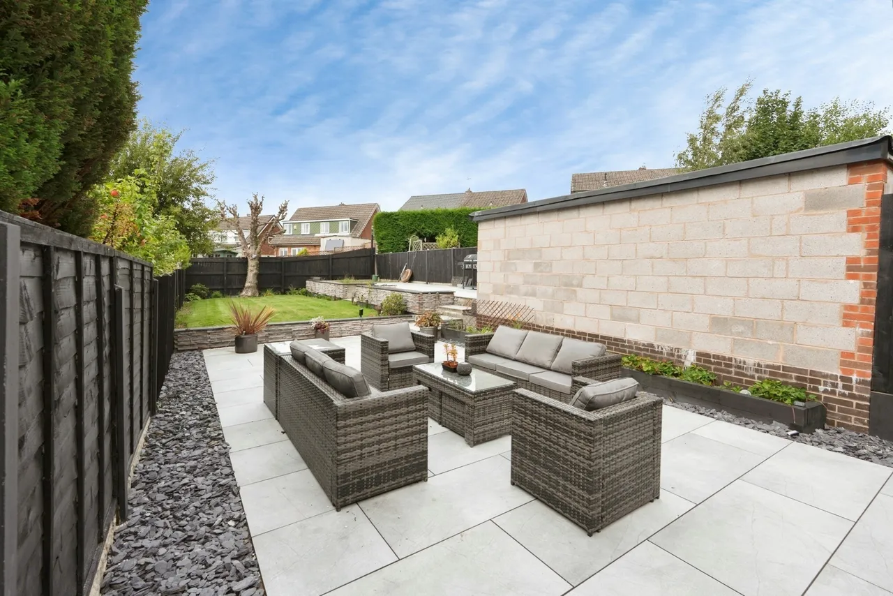 Horning Crescent, Burnley, Lancashire, BB10, photo 4