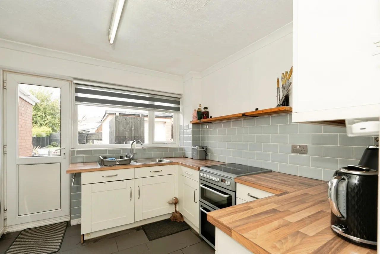 Horning Crescent, Burnley, Lancashire, BB10, photo 7