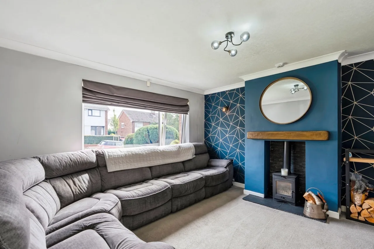Horning Crescent, Burnley, Lancashire, BB10, photo 3
