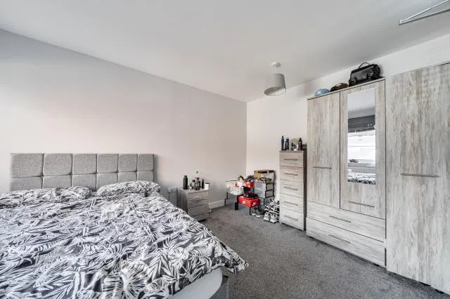Chaucer Drive, Aylesbury, HP21, photo 11