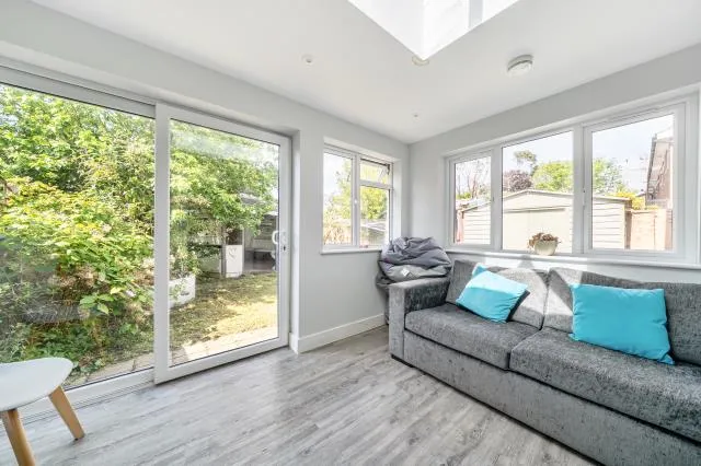 Chaucer Drive, Aylesbury, HP21, photo 9