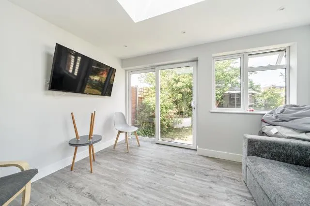 Chaucer Drive, Aylesbury, HP21, photo 7