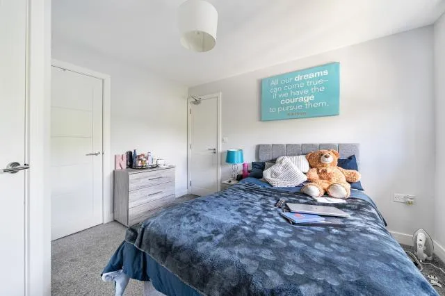 Chaucer Drive, Aylesbury, HP21, photo 13