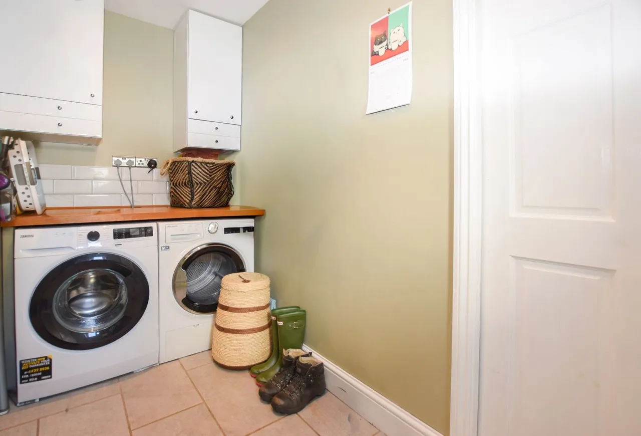 Shoebury Road, Great Wakering, SS3, photo 12