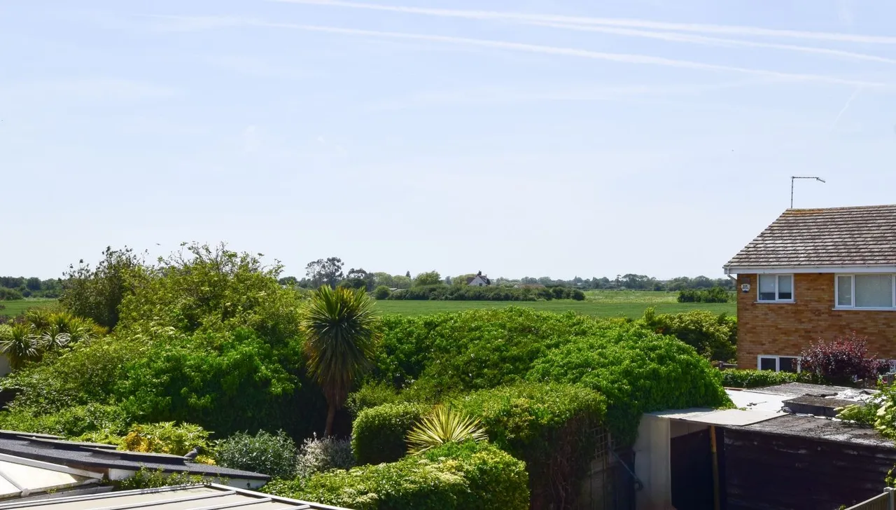 Shoebury Road, Great Wakering, SS3, photo 21