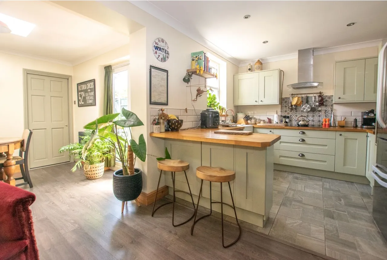 Shoebury Road, Great Wakering, SS3, photo 10