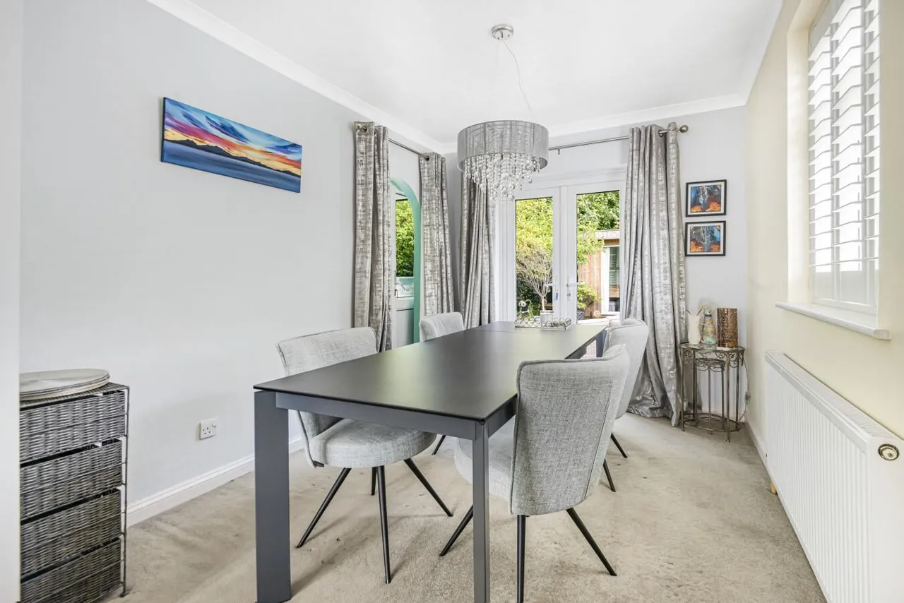 Eight Bells Close, Buxted, Uckfield, East Sussex, TN22 4JT, photo 5