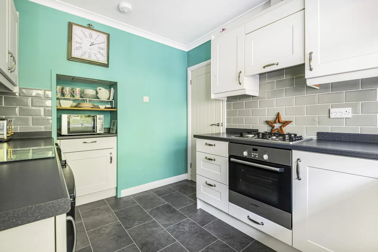 Eight Bells Close, Buxted, Uckfield, East Sussex, TN22 4JT, photo 8