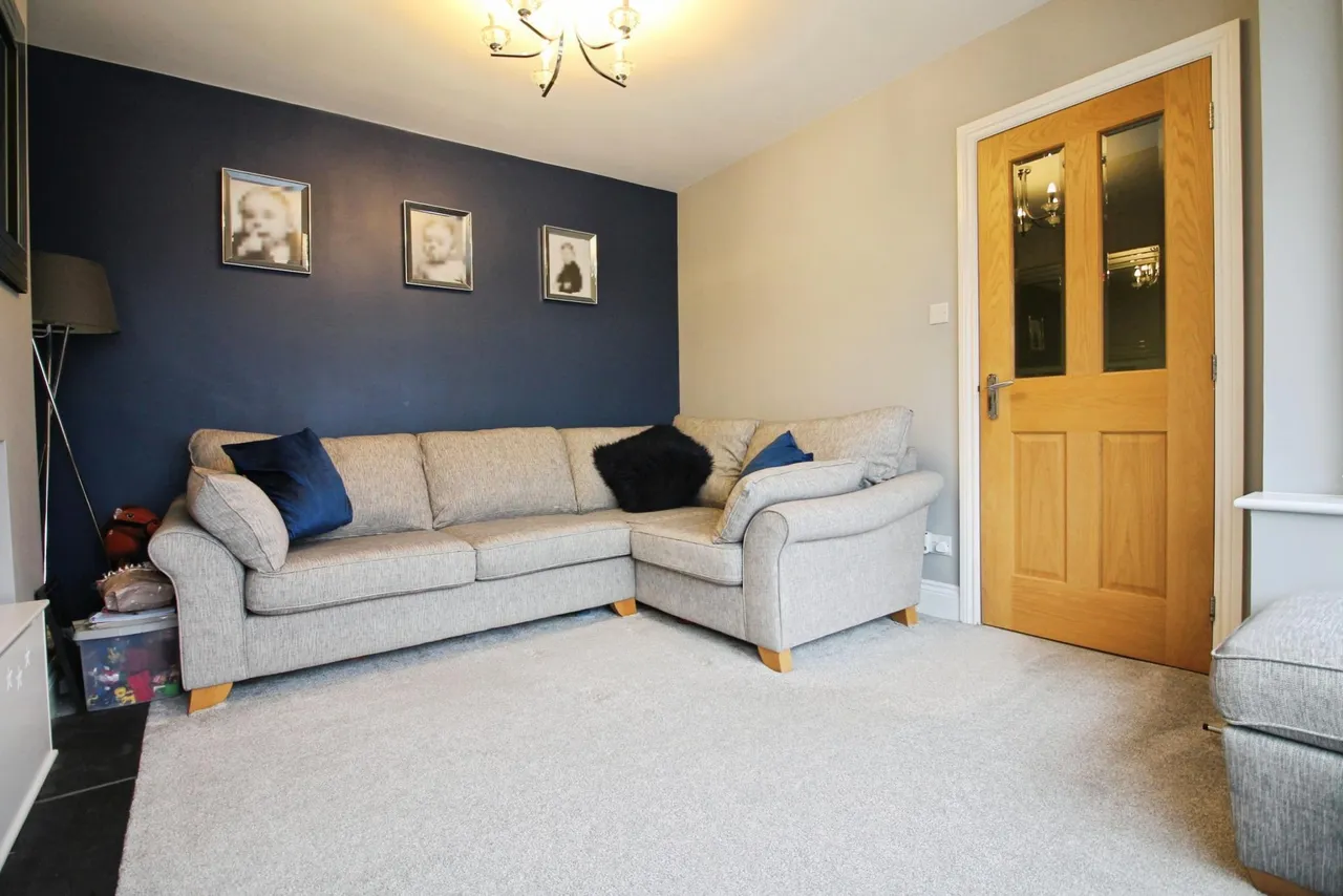 Somerville Avenue, Leeds, LS14, photo 4