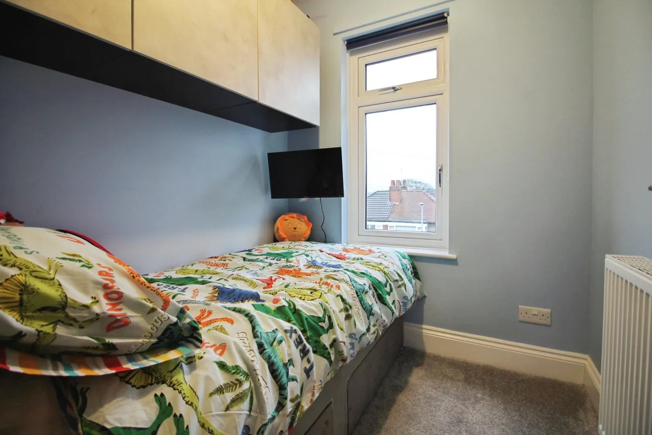 Somerville Avenue, Leeds, LS14, photo 15