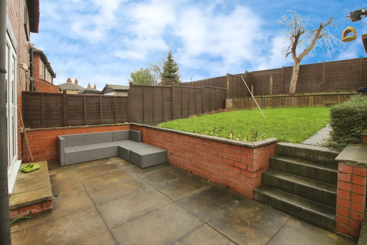 Somerville Avenue, Leeds, LS14, photo 14