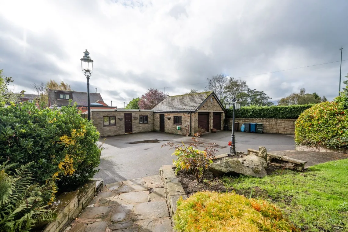 Ormskirk Road, Upholland, WN8, photo 50