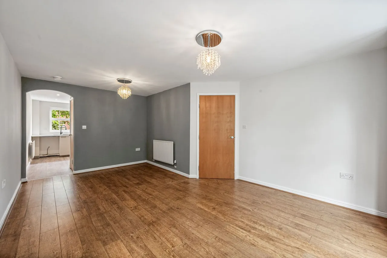 Flat 5, Mansfield Apartments Templeton Drive, Warrington, Fearnhead, WA2 0WT, photo 11