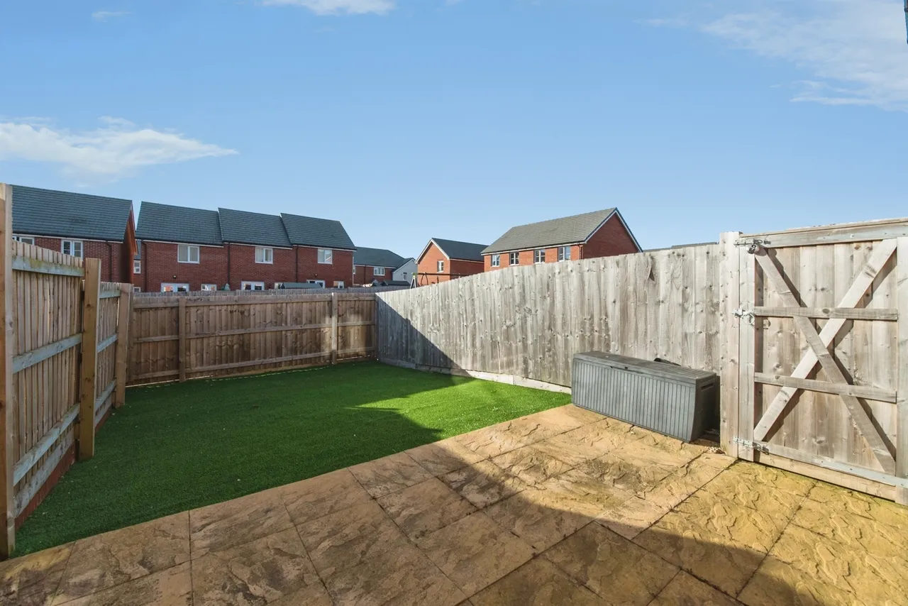 Chapel Way, Axminster, EX13, photo 2