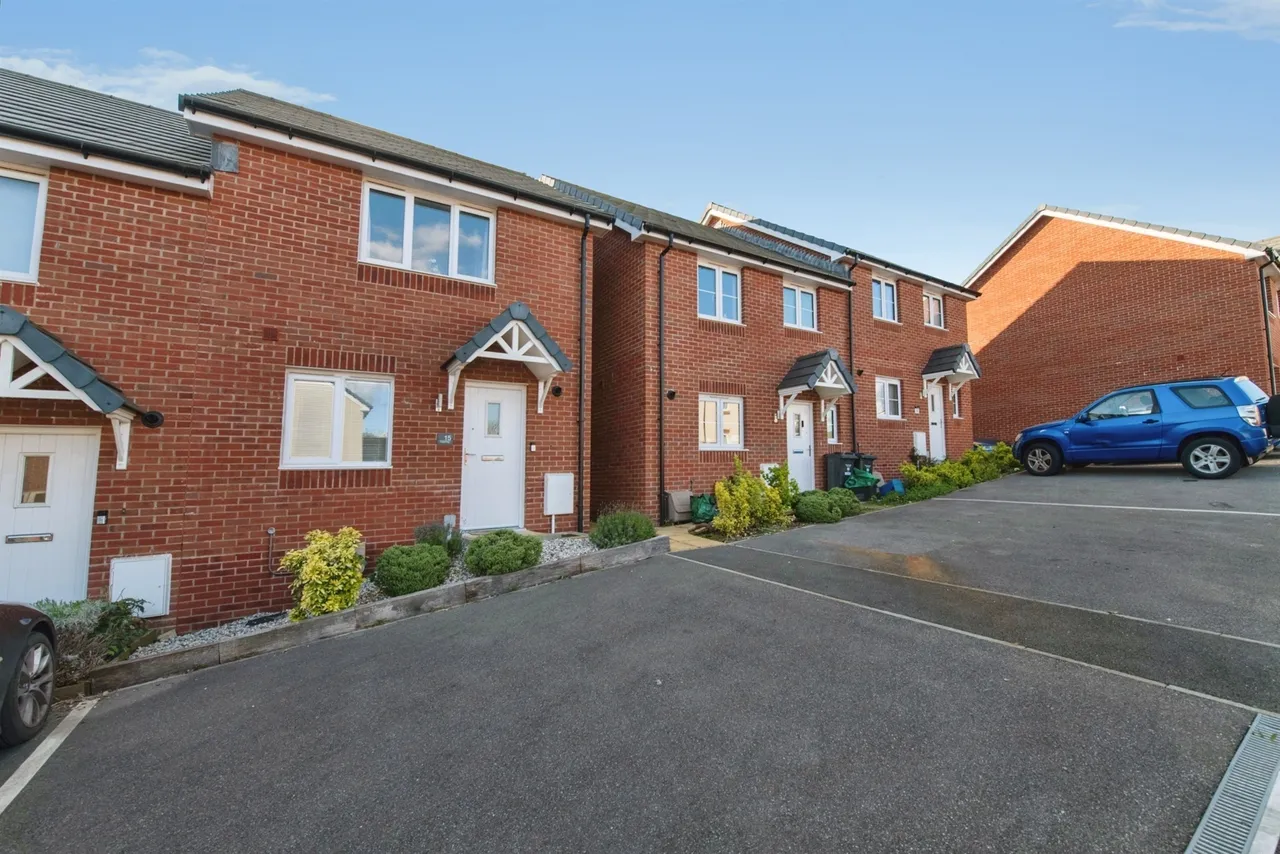 Chapel Way, Axminster, EX13, photo 12