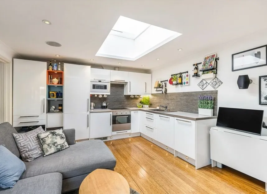 Voltaire Road, Clapham, SW4, photo 18