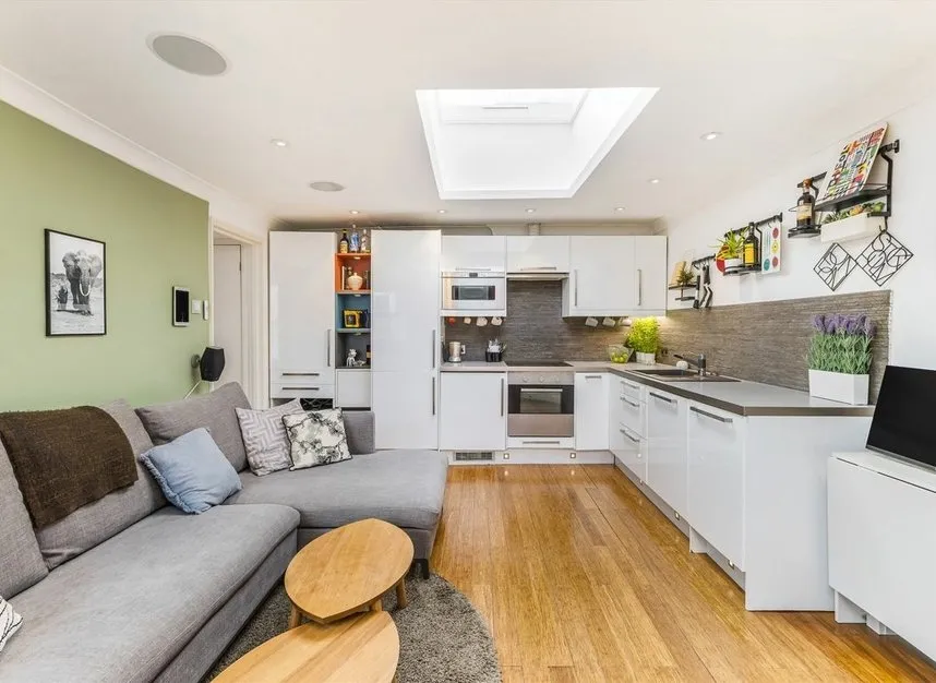 Voltaire Road, Clapham, SW4, photo 19