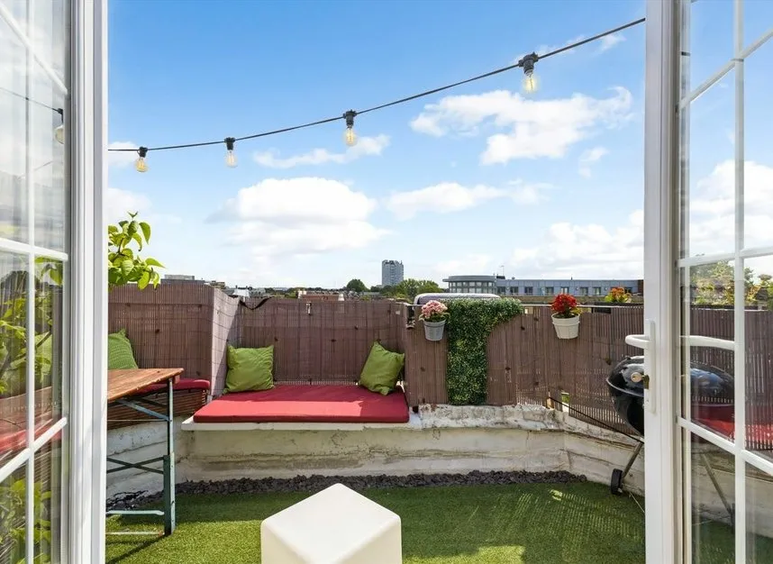 Voltaire Road, Clapham, SW4, photo 12
