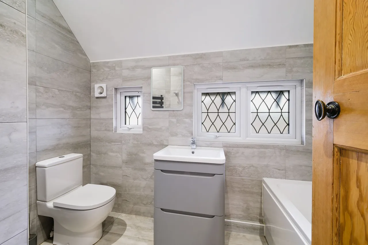 Leighton Avenue, Leigh-On-Sea, SS9, photo 19