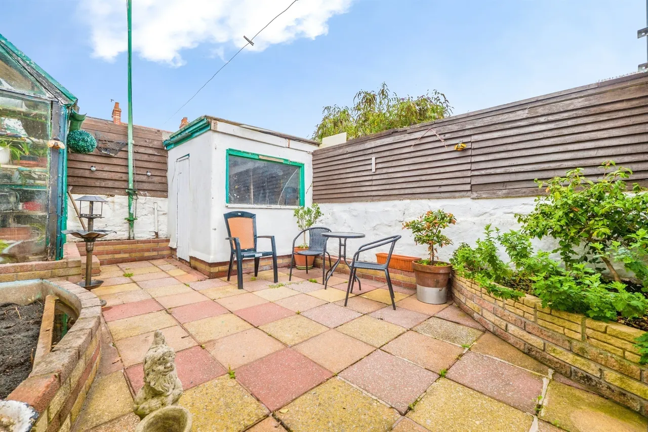 Diamond Street, Adamsdown, CF24, photo 23