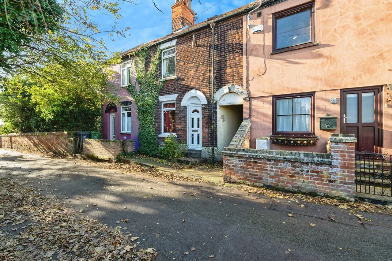 3 bed house for sale — Blackwall Reach, Gorleston, Great Yarmouth