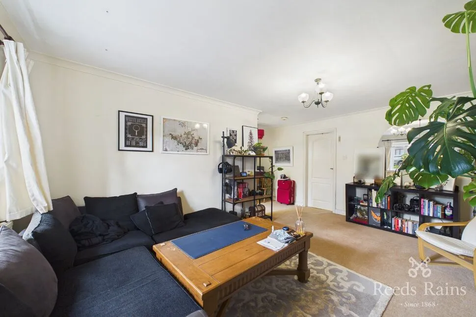 Nabcroft Lane, Crosland Moor, HD4, photo 3