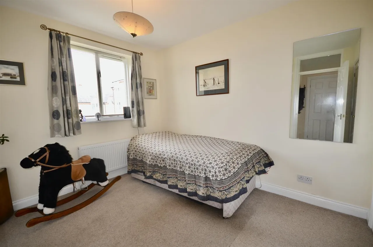 Norbury Avenue, Watford, photo 11