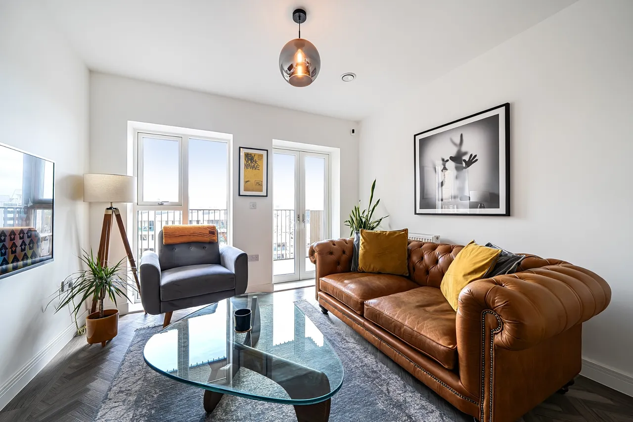 Blyth Road, Hayes, UB3, photo 2