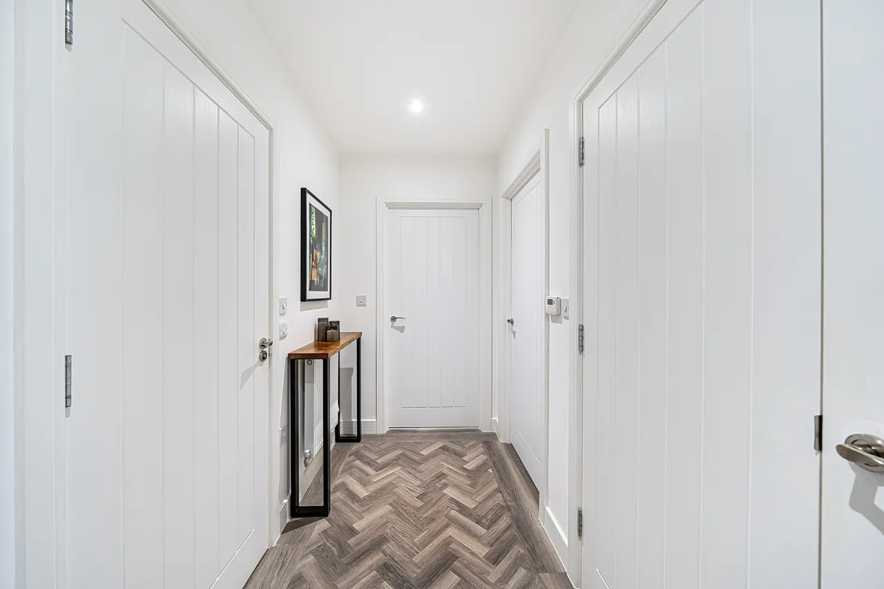 Blyth Road, Hayes, UB3, photo 8