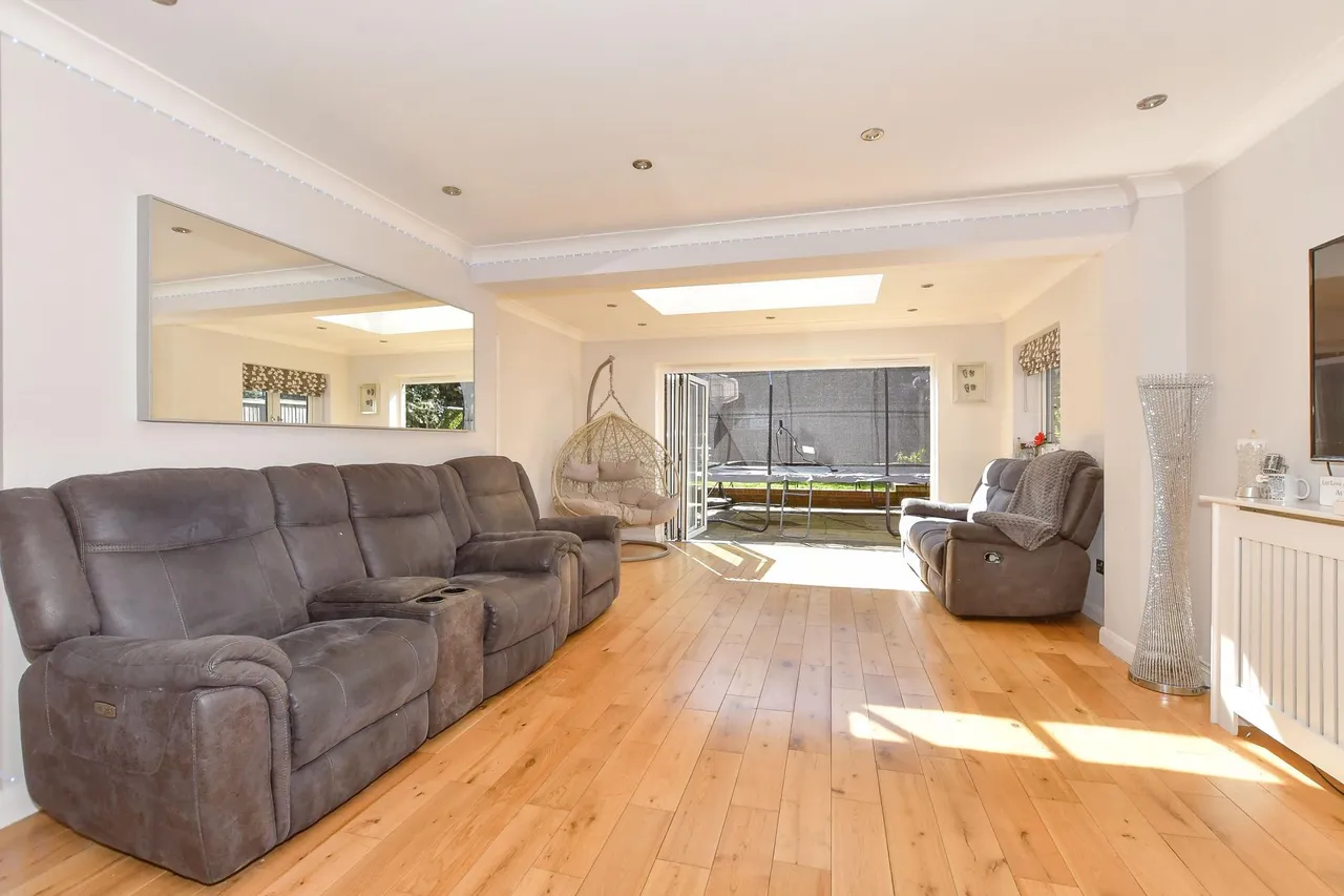 St Marys Meadow, Wingham, CT3, photo 3
