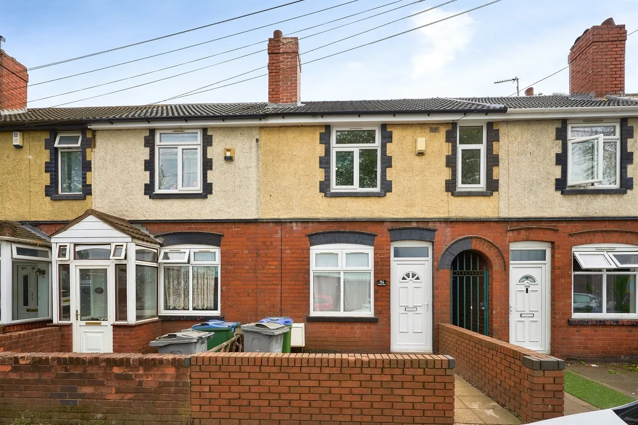 3 bed house for sale, Phoenix Street, West Bromwich, B70