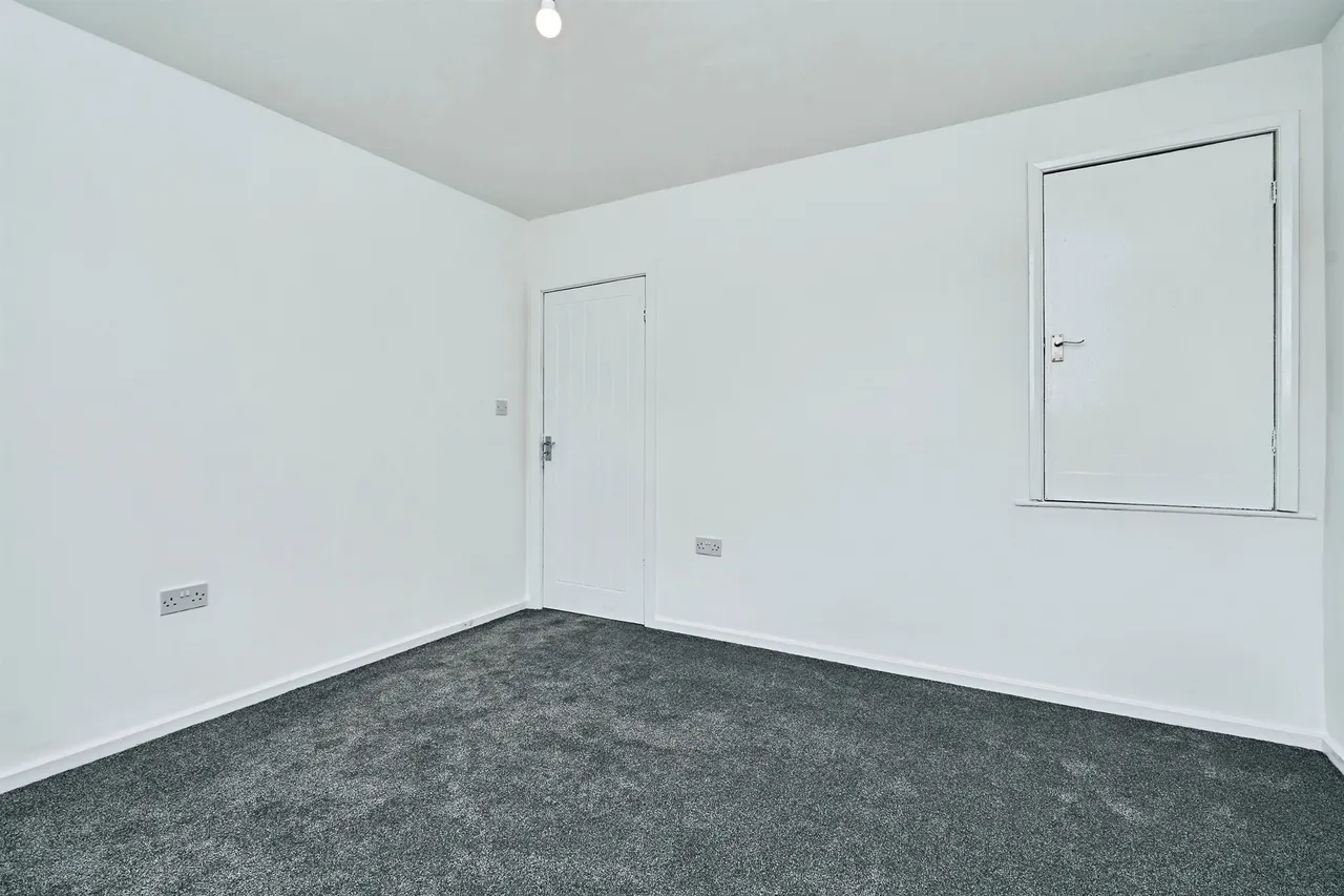 Phoenix Street, West Bromwich, B70, photo 13