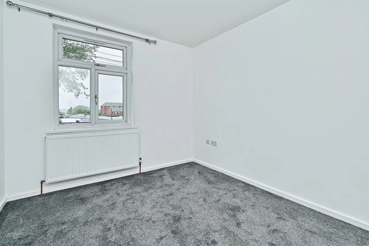 Phoenix Street, West Bromwich, B70, photo 16