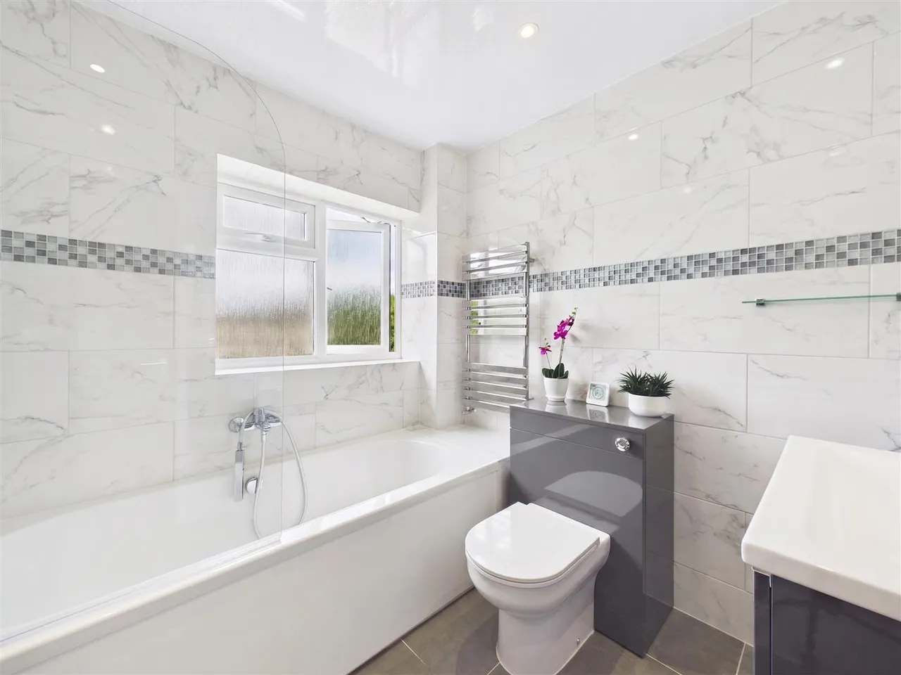 Victoria Road, Ruislip, HA4 0DR, photo 7